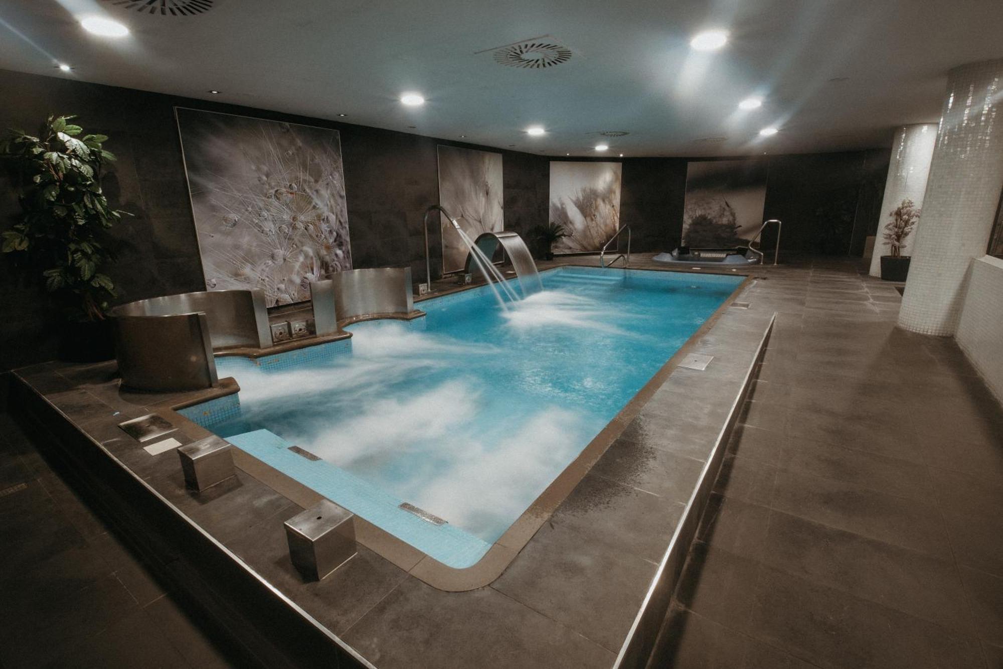 Azz Asturias Langrehotel & Spa لانغريو المظهر الخارجي الصورة